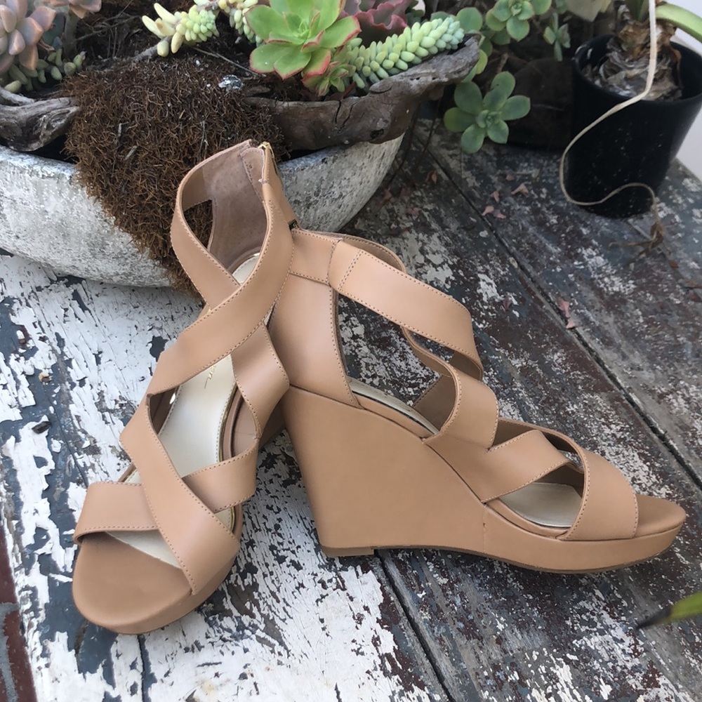- Jessica Simpson NWT Sz 9.5